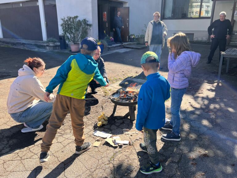 Mehr über den Artikel erfahren Erntedankfest für jung und alt